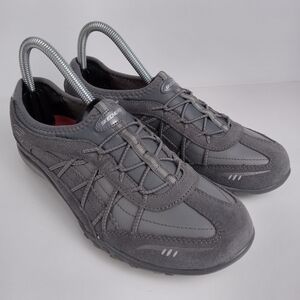 Skechers Relaxed Fit Breathe Easy Slip-On Shoe Size 7.5 Gray Bungee Lace Comfort